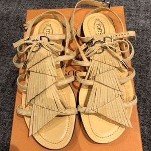 TOD’S Yellow Strappy/Fringe Sandel